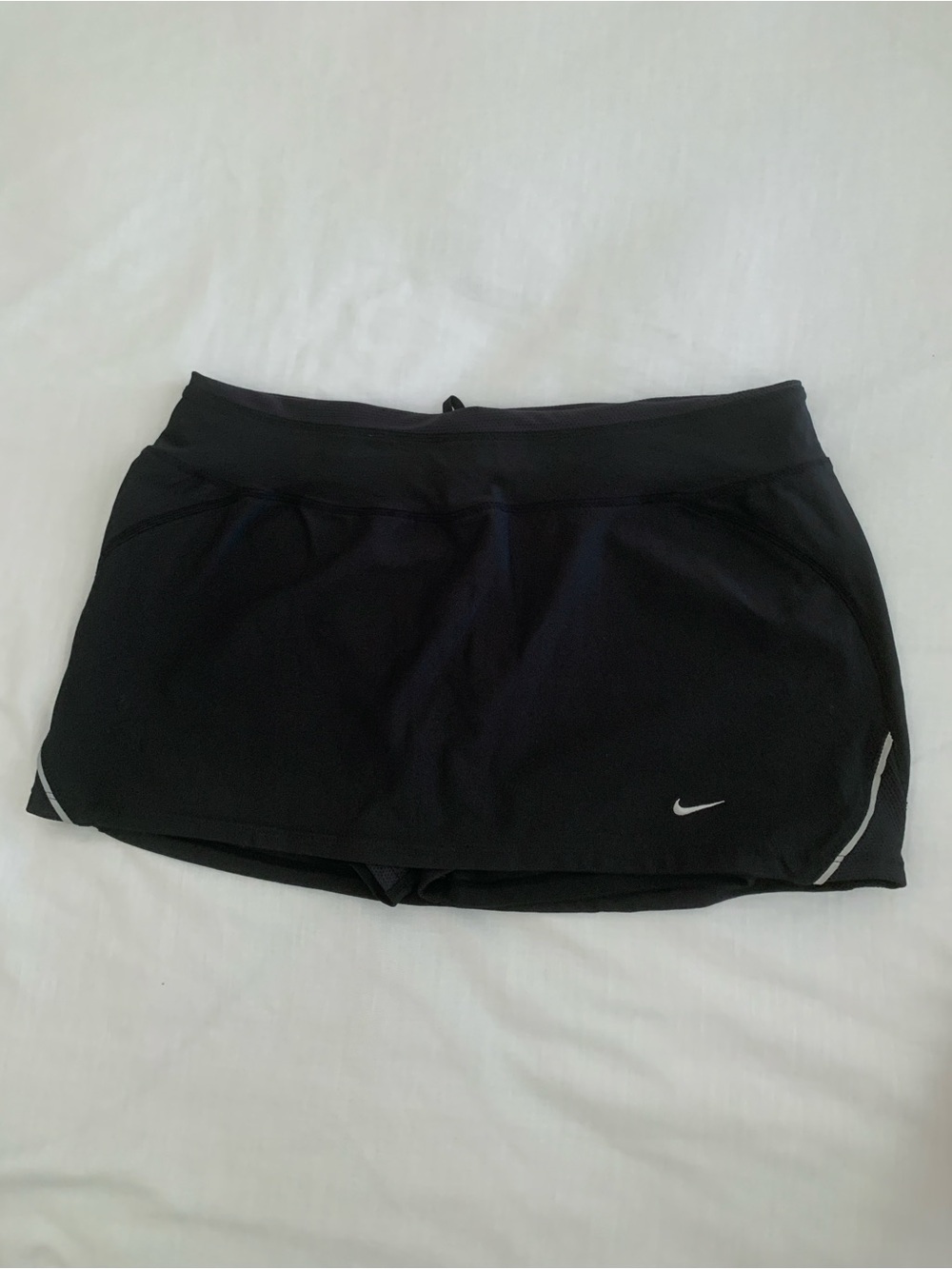 Nike Women's Black Dri-FIT Tennis Golf Running Skort Skirt w/ Shorts
